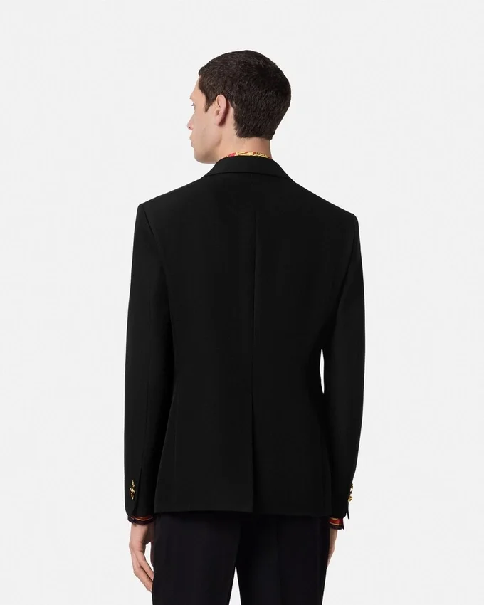 Blazer de lana de botones simples Blazer de lana de botones simples