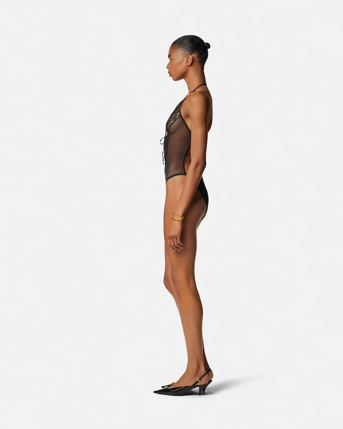 Body con ribete de encaje bordado Body con ribete de encaje bordado