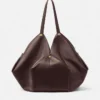 Bolso bandolera grande Protea de napa