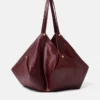 Bolso bandolera grande Protea de napa Bolso bandolera grande Protea de napa