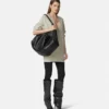 Bolso bandolera grande Protea de napa Bolso bandolera grande Protea de napa