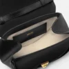 Bolso bandolera pequeño Virtus con tachuelas Bolso bandolera pequeño Virtus con tachuelas