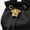 Bolso mini tipo cubo de satén La Medusa Bolso mini tipo cubo de satén La Medusa