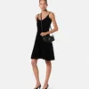 Bolso pequeño de hombro de piel Virtus Bolso pequeño de hombro de piel Virtus