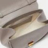 Bolso pequeño de hombro de piel Virtus Bolso pequeño de hombro de piel Virtus