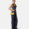 Bolso pequeño Medusa 95 con efecto cocodrilo Bolso pequeño Medusa 95 con efecto cocodrilo