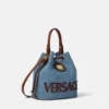 Bolso tipo cubo de denim La Medusa Bolso tipo cubo de denim La Medusa