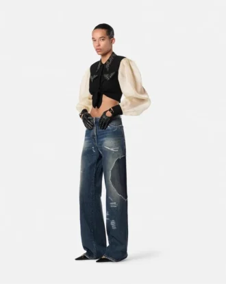 camisa corta de georgette con tachuelas 2 330x413 - Camisa corta de georgette con tachuelas