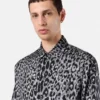 Camisa de seda con estampado de leopardo Camisa de seda con estampado de leopardo