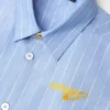 Camisa infantil a rayas con logotipo Safety Pin Camisa infantil a rayas con logotipo Safety Pin