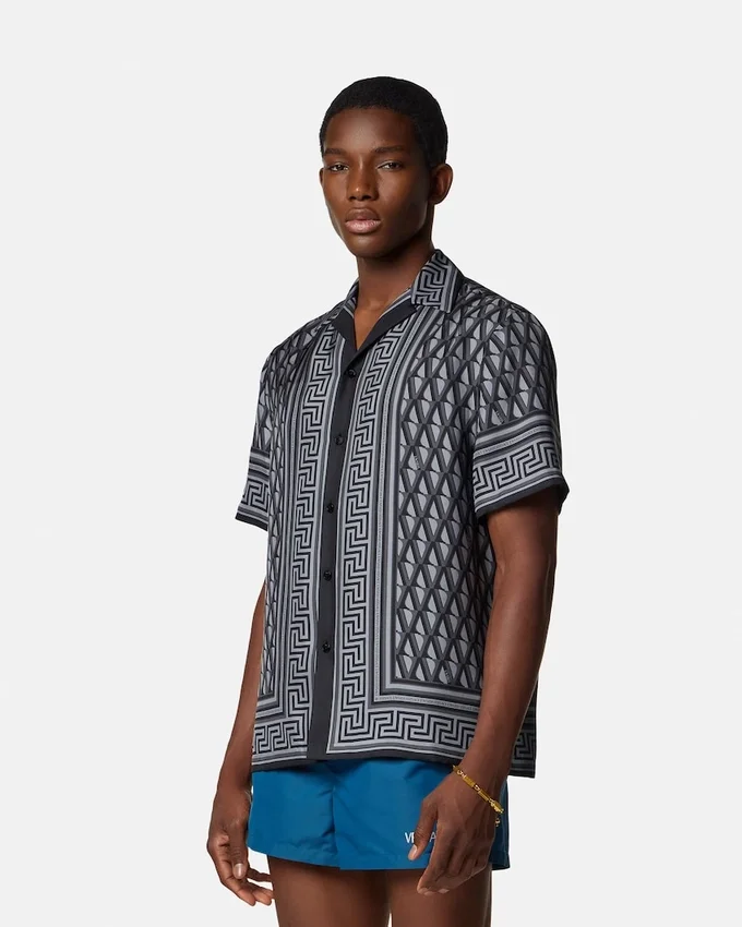 Camisa slim de sarga de seda estampada Camisa slim de sarga de seda estampada