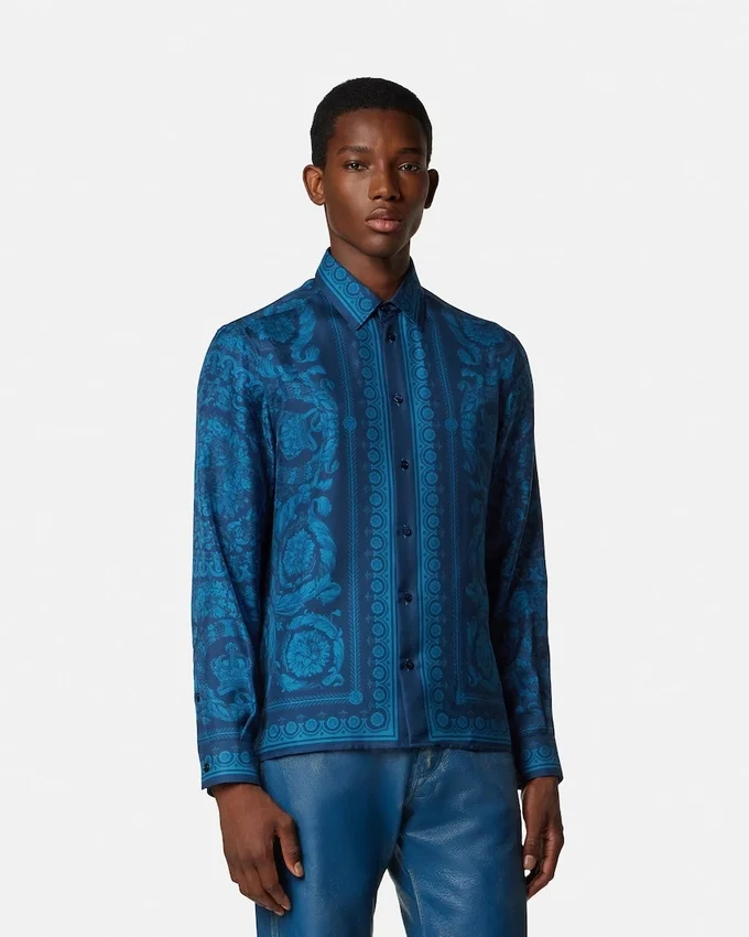Camisa slim de sarga de seda estampada Camisa slim de sarga de seda estampada