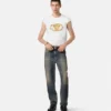 Camiseta Buckle Crest bordada Camiseta Buckle Crest bordada