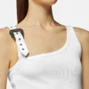 Camiseta sin mangas acanalada con hebilla barroca