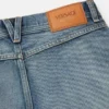 Fabricados en Japón. Pantalones cortos de denim de talle medio Fabricados en Japón. Pantalones cortos de denim de talle medio