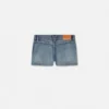 Fabricados en Japón. Pantalones cortos de denim de talle medio Fabricados en Japón. Pantalones cortos de denim de talle medio
