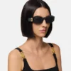 Gafas de sol geométricas con placa Medusa