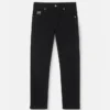 Jeans con logotipo bordado Jeans con logotipo bordado