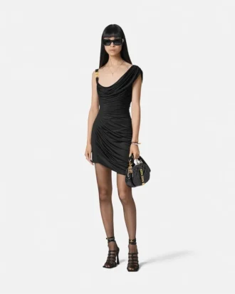 Mini vestido drapeado de crepé satinado