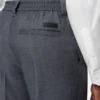 Pantalones jogger de lana con microcuadros Pantalones jogger de lana con microcuadros