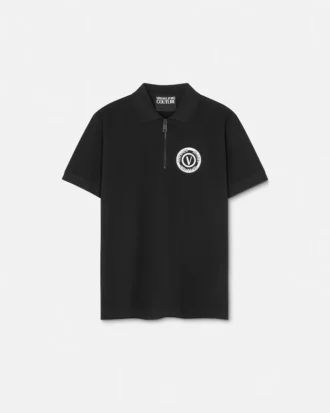 Polo con cremallera y emblema en V