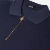 Polo de algodón piqué con medio cremallera y bordado Polo de algodón piqué con medio cremallera y bordado