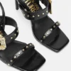 Sandalias Emily con tachuelas y talón abierto Sandalias Emily con tachuelas y talón abierto
