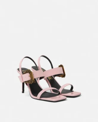 Sandalias Emily de charol con hebilla barroca Sandalias Emily de charol con hebilla barroca