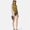 Top foulard estampado con cubierta