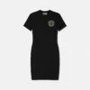 Vestido camiseta con emblema en V Vestido camiseta con emblema en V