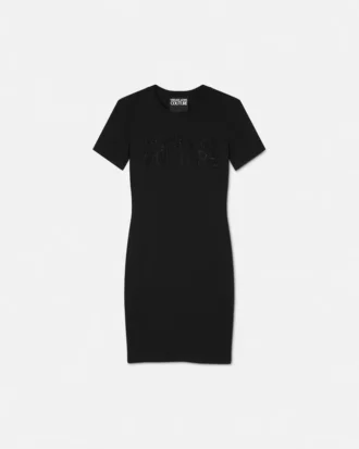 Vestido camiseta con logotipo institucional de cristal