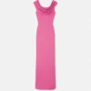 Vestido fruncido con imperdible Vestido fruncido con imperdible