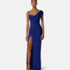 Vestido largo drapeado de crepé satinado Vestido largo drapeado de crepé satinado