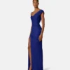 Vestido largo drapeado de crepé satinado Vestido largo drapeado de crepé satinado