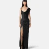 Vestido largo drapeado de crepé satinado Vestido largo drapeado de crepé satinado