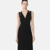 Vestido midi de cady con imperdible Vestido midi de cady con imperdible