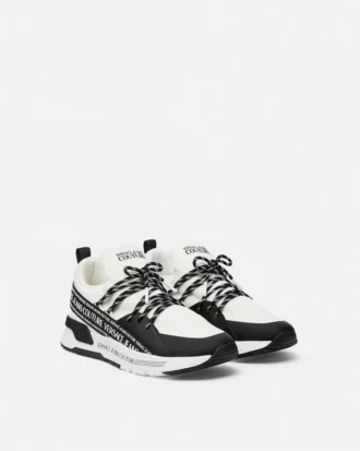 Zapatillas con logotipo dinámico