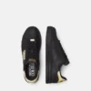 Zapatillas Court 88 con emblema en V