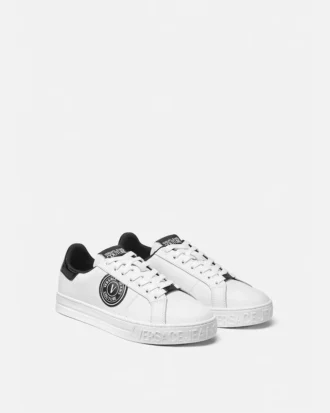 Zapatillas Court 88 con emblema en V