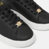 Zapatillas Court 88 con emblema en V