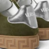 Zapatillas de ante con adornos Greca Sneakers Zapatillas de ante con adornos Greca Sneakers