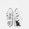Zapatillas dinámicas con logotipo Zapatillas dinámicas con logotipo