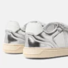 Zapatillas Greca Court Metallic Zapatillas Greca Court Metallic